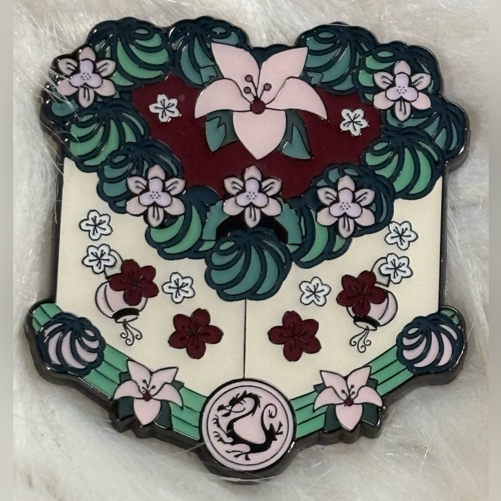 Loungefly Disney Princess Vintage Cake Blind Box Pin - Mulan